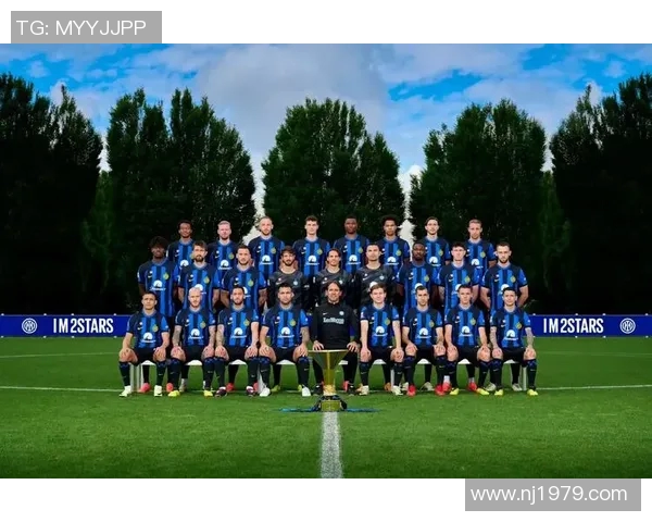 瑞士足球明星的辉煌历程与成就探讨